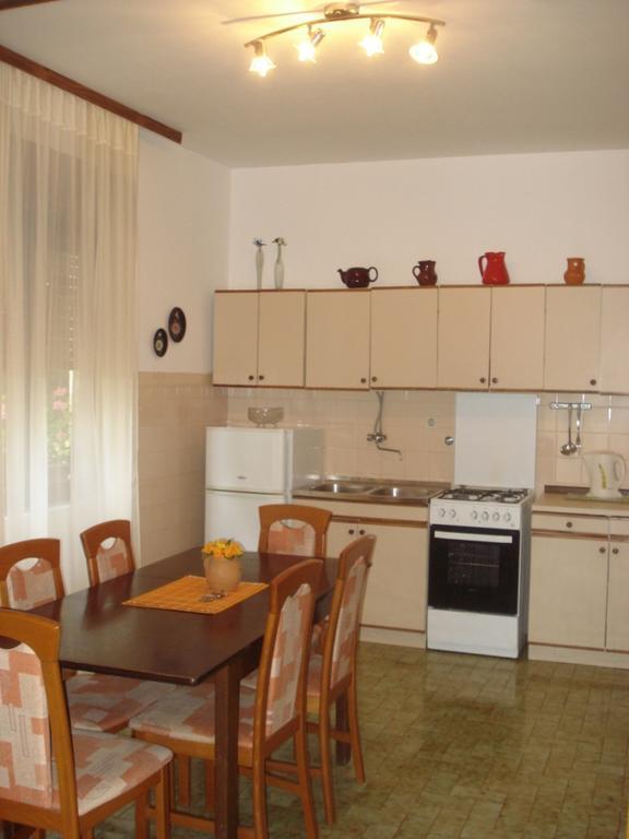 Apartments Xenia Petrčane Oda fotoğraf